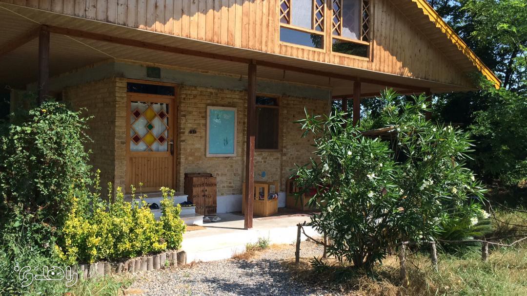 اقامتگاه بوم گردی مریم گلی-کلبه آجری نارون