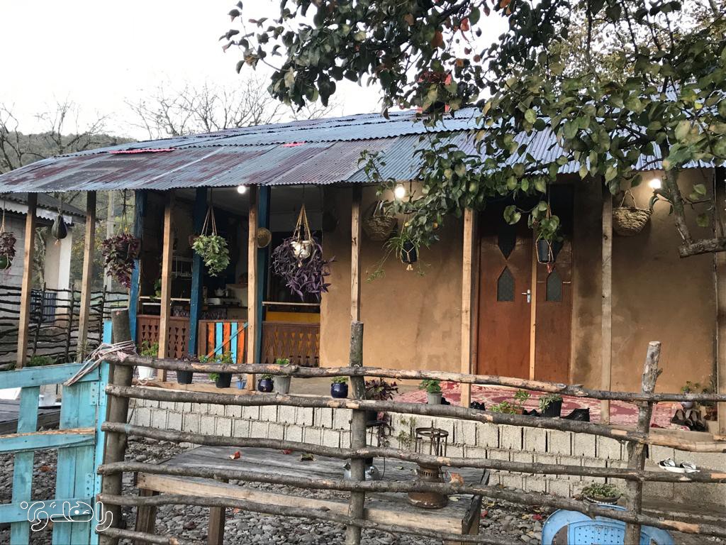 اقامتگاه شیرین و فرهاد - اتاق 1