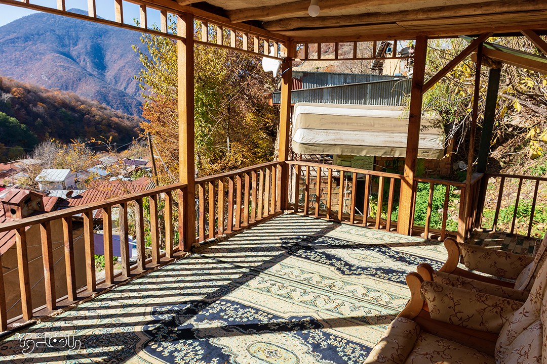 اقامتگاه دادا و دده- کلبه عشقه کوه