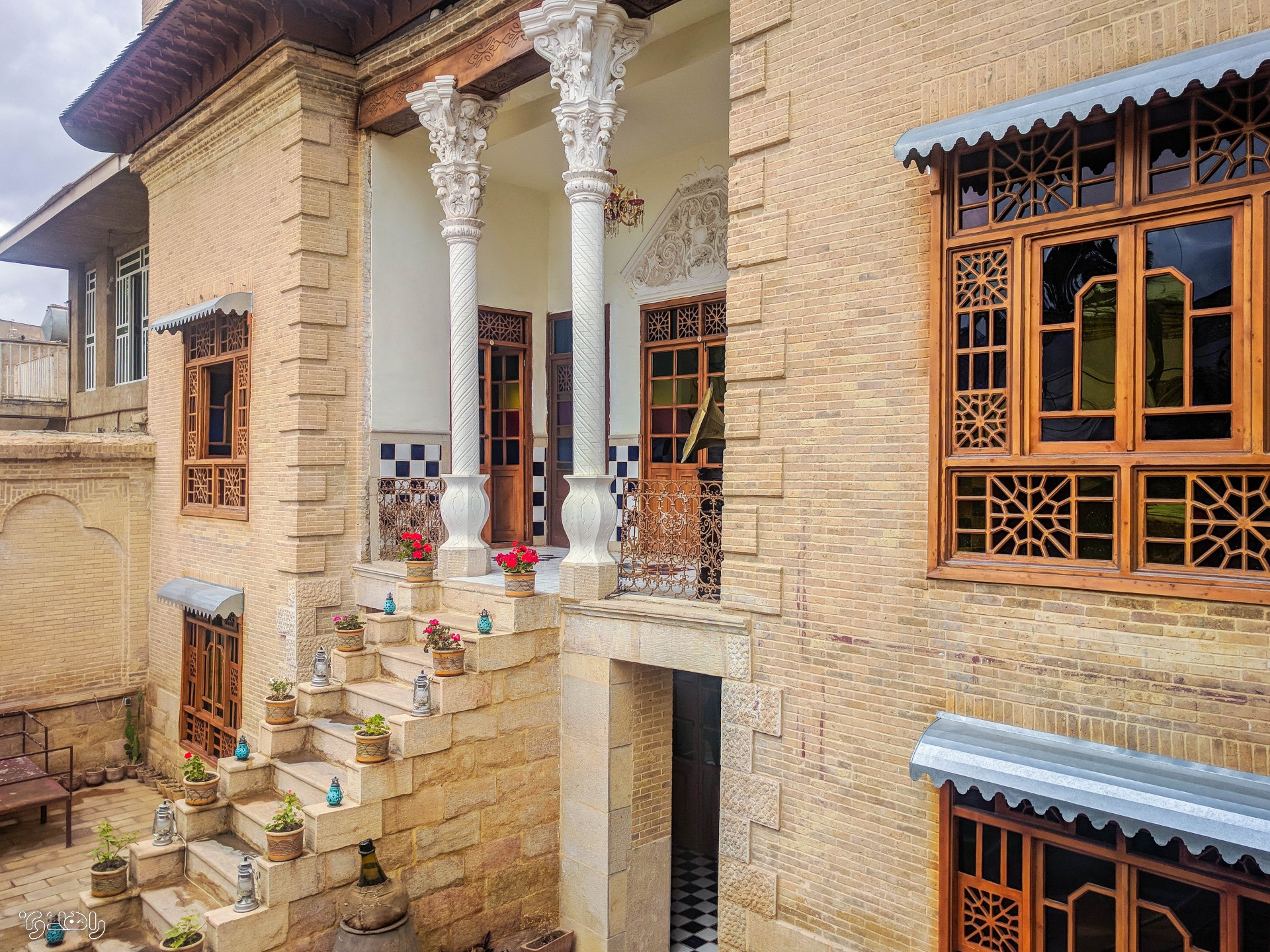 اقامتگاه بومگردی سی راه-اتاق دوتخته