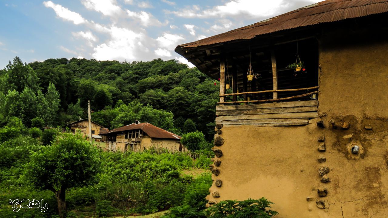 اقامتگاه بوم گردی پیله بابا_اتاق طبقه بالا