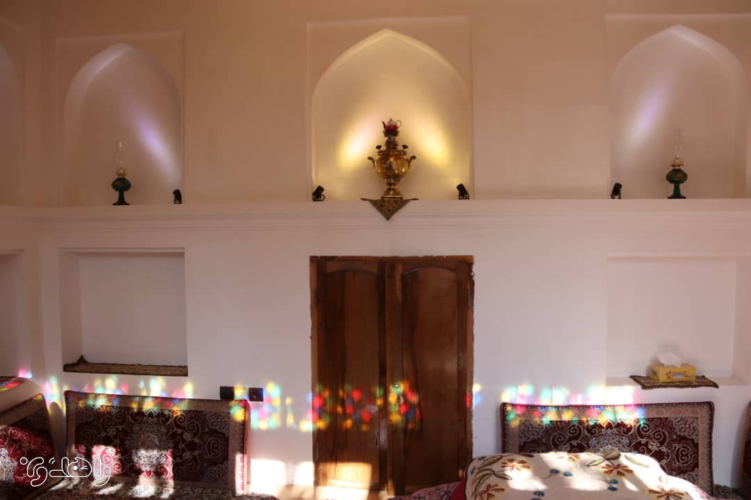 اقامتگاه بوم گردی رمونگا سمنان