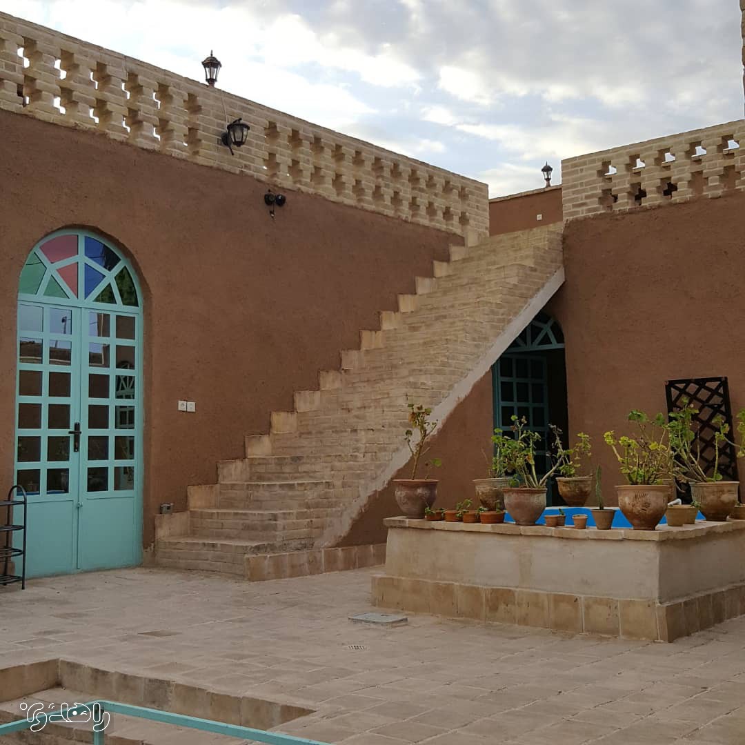 اقامتگاه بوم گردی خانه خشتی رفسنجان کرمان