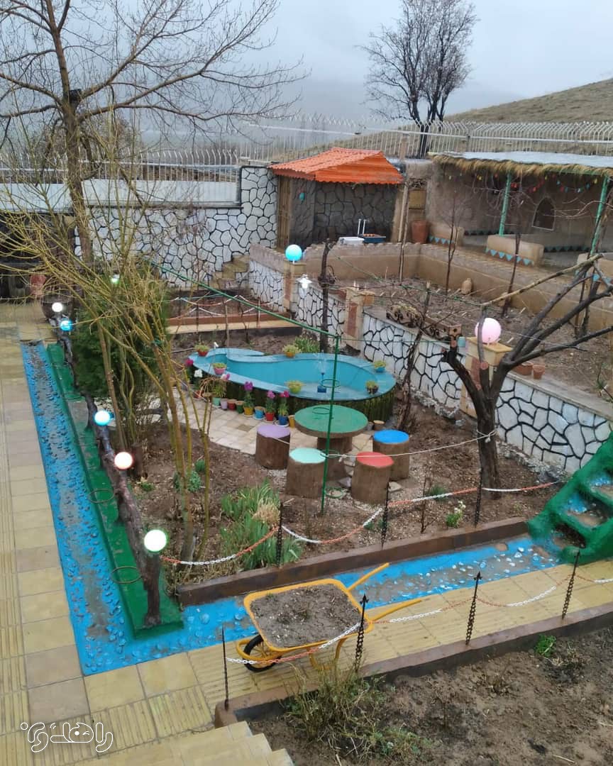 اقامتگاه بوم گردی مهر و ماه چهار محال و بختیاری