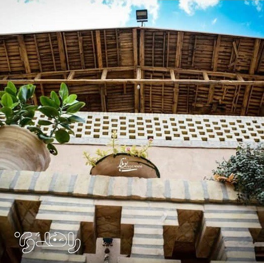 اقامتگاه بوم گردی کوه سنگی یزد