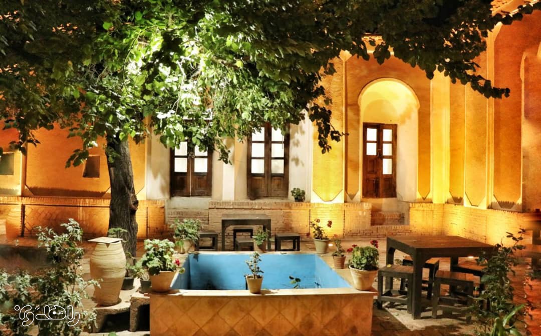 اقامتگاه بوم گردی قندچین کرمان