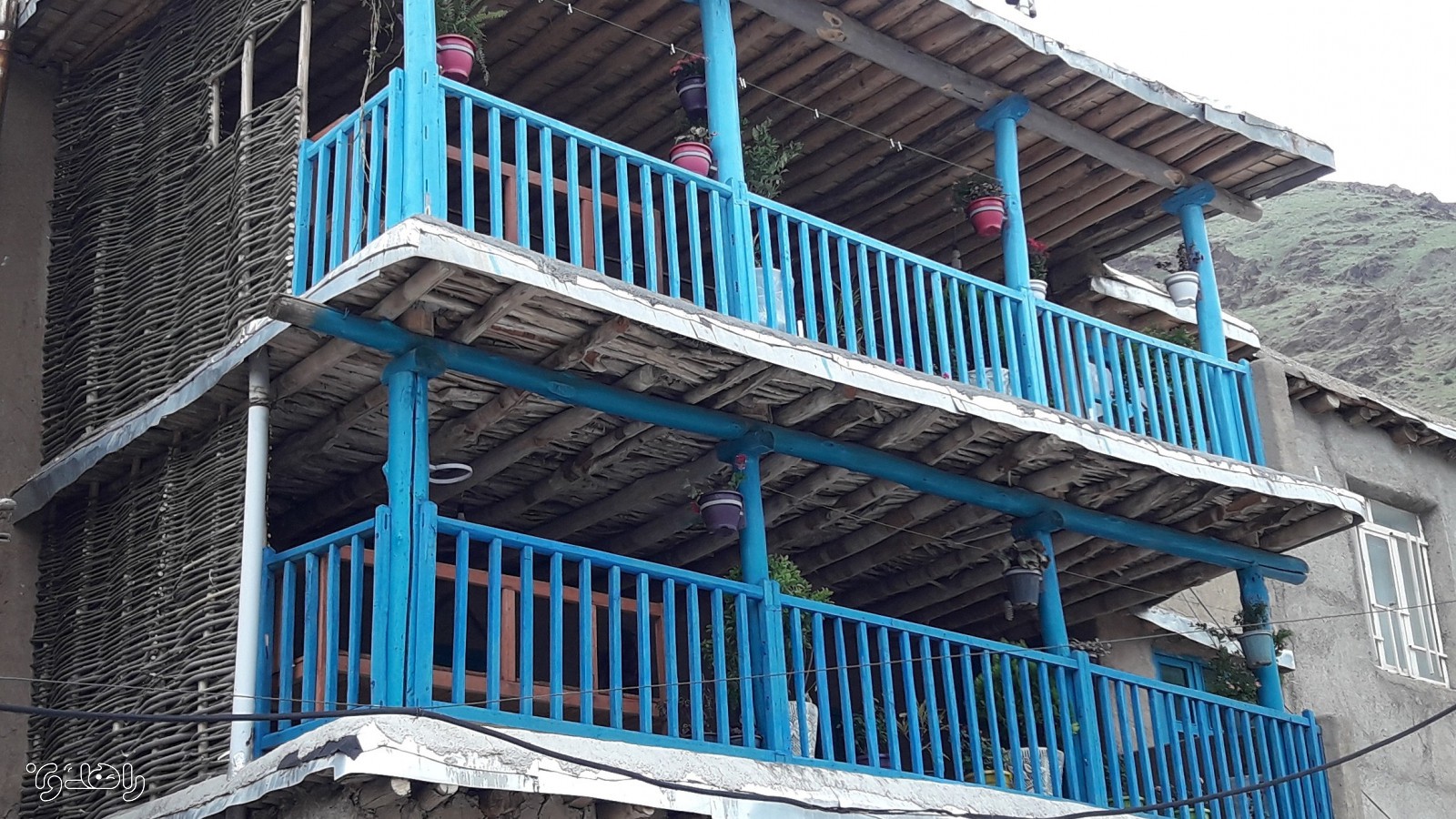 اقامتگاه بوم گردی روژ کردستان