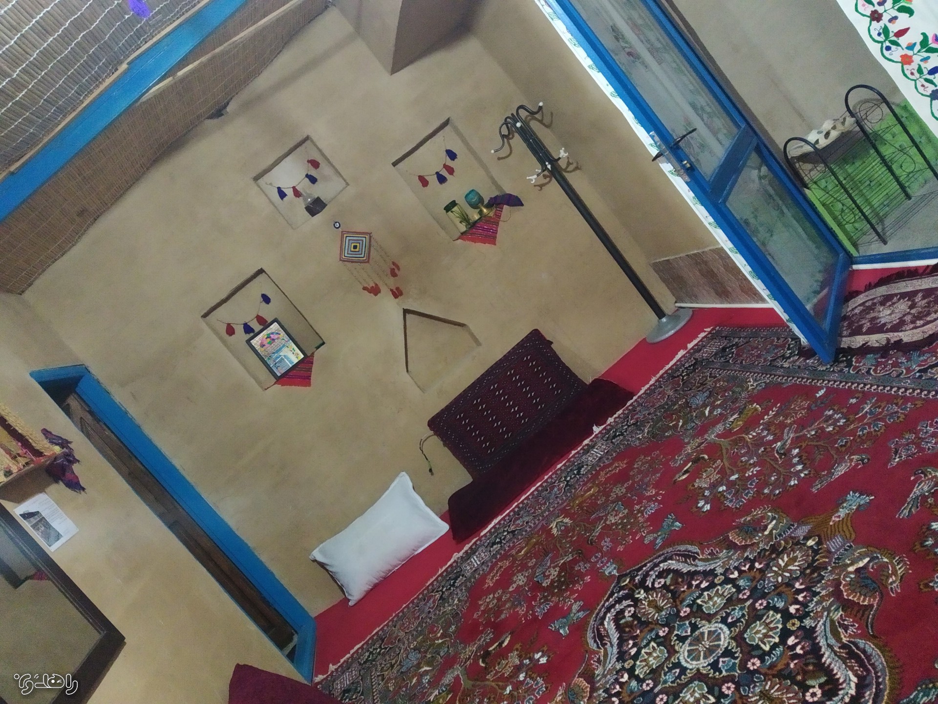 اقامتگاه بومگردی عموقدرت_اتاق ابریشم